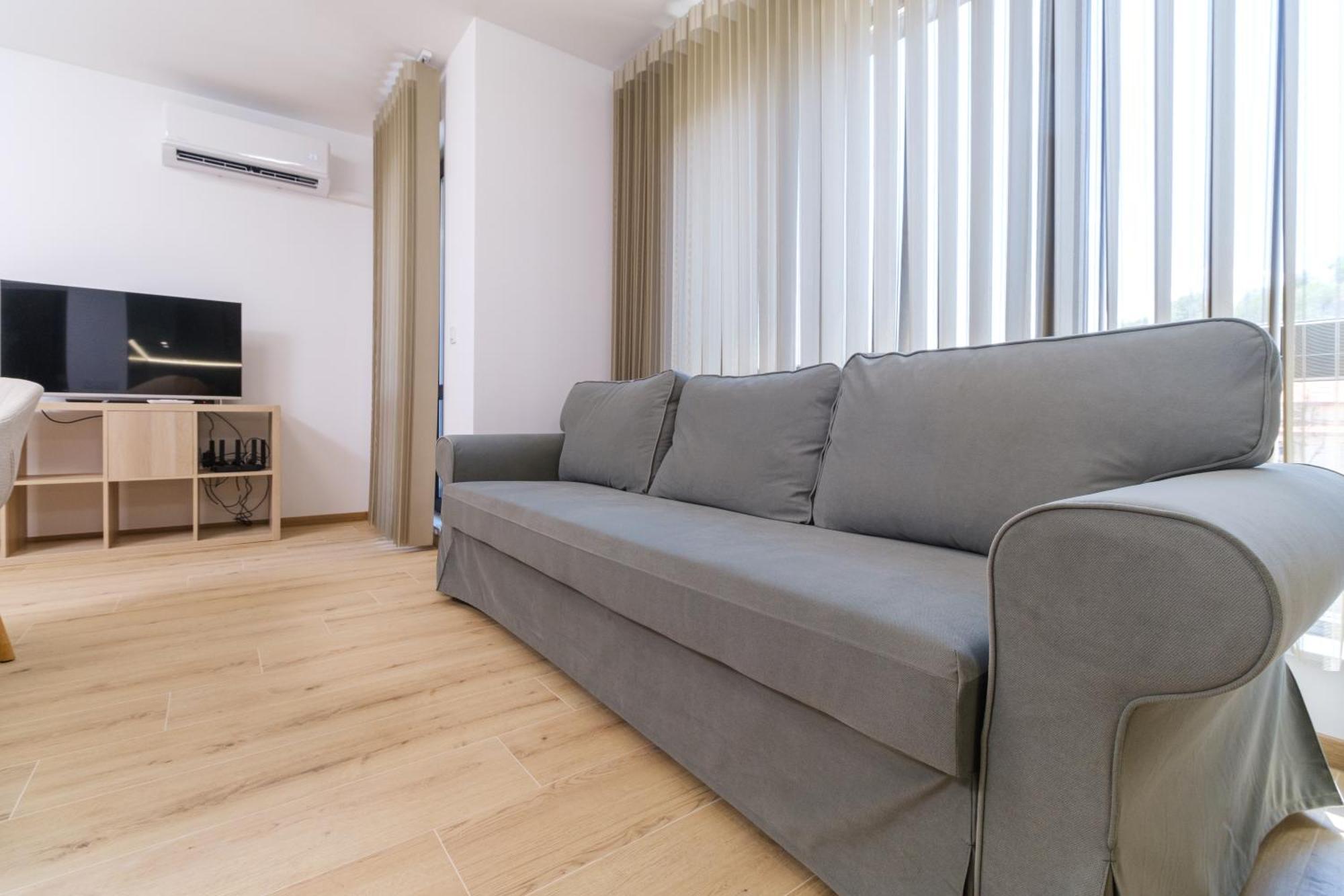 Modern 1-Bedroom Apartment With Free Parking Пловдив Екстер'єр фото