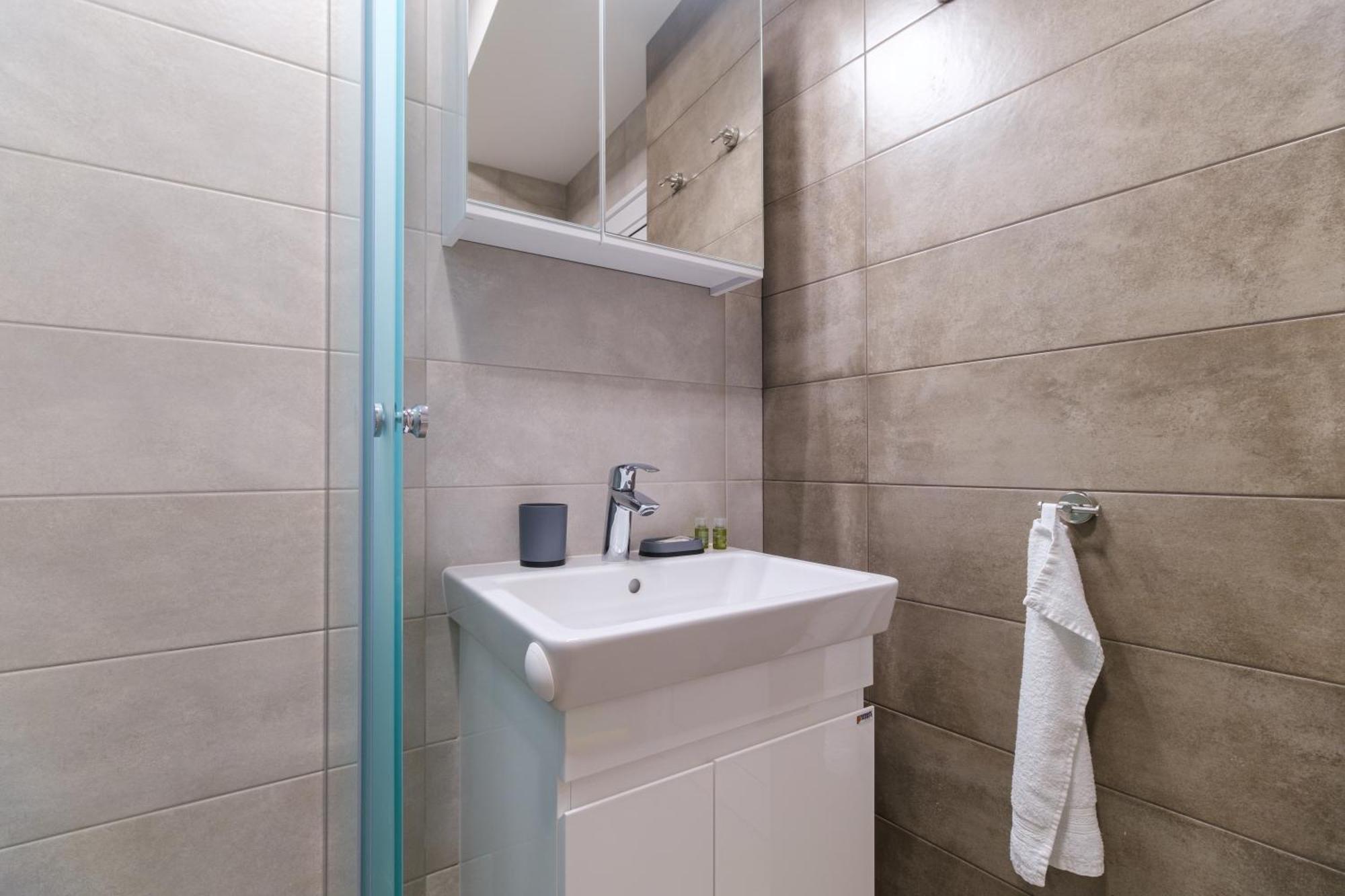 Modern 1-Bedroom Apartment With Free Parking Пловдив Екстер'єр фото