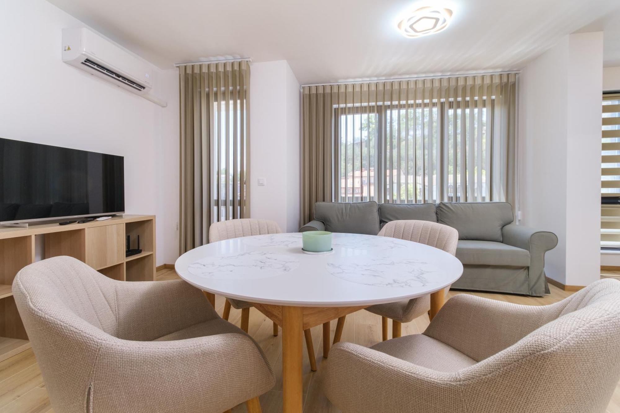 Modern 1-Bedroom Apartment With Free Parking Пловдив Екстер'єр фото
