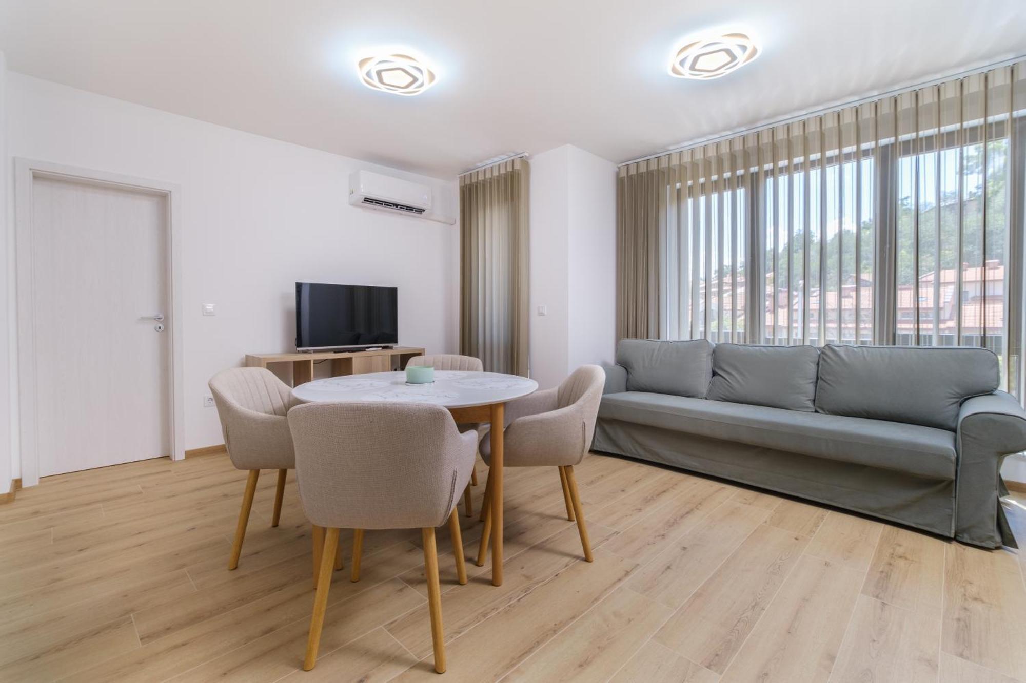 Modern 1-Bedroom Apartment With Free Parking Пловдив Екстер'єр фото